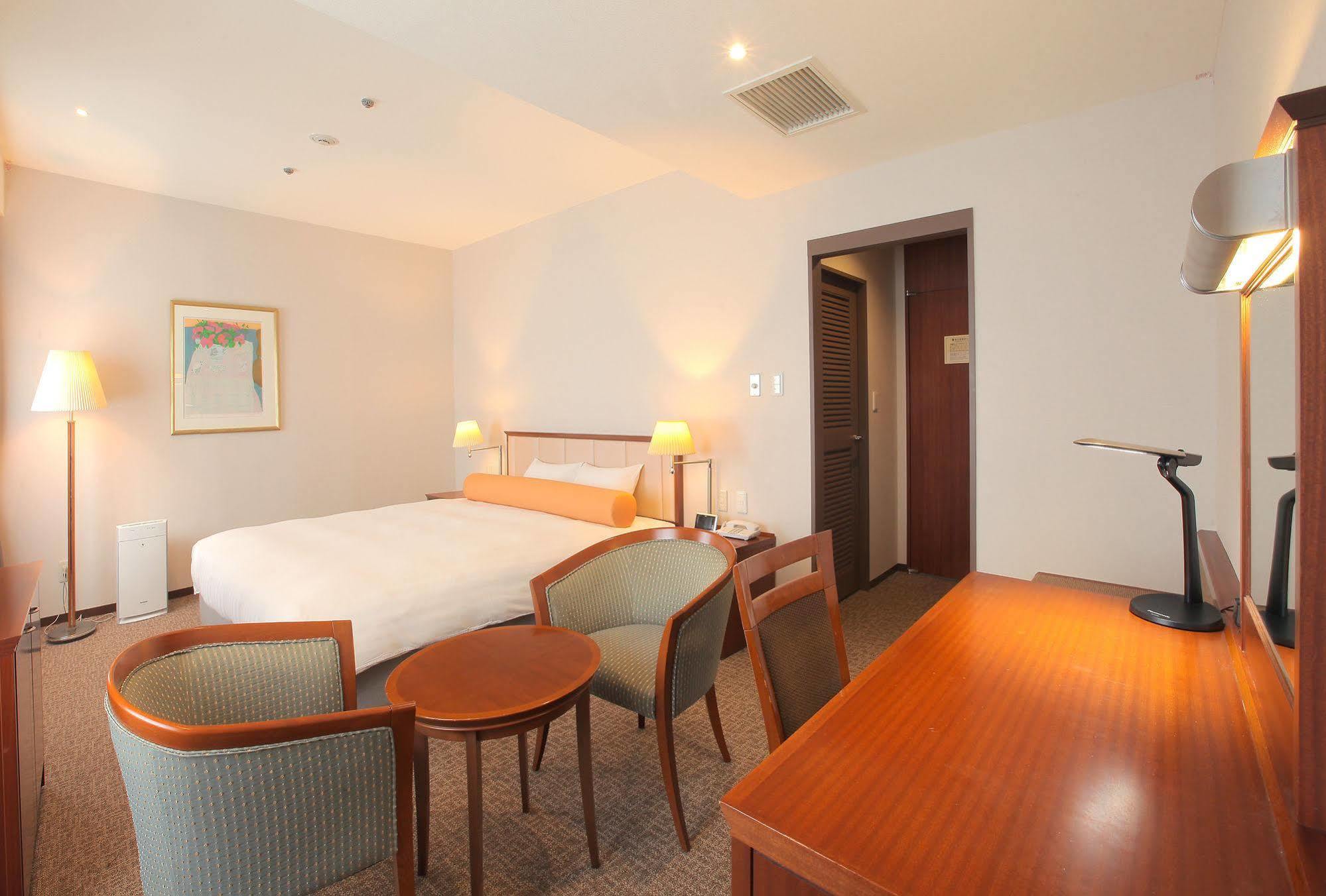 Odakyu Station Hotel Hon-Atsugi Eksteriør bilde